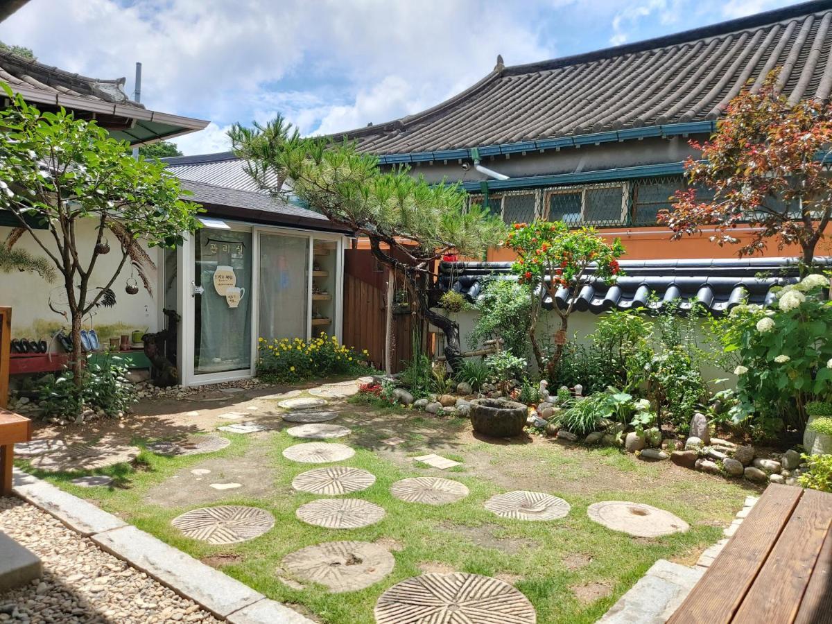 Hotel The Blue Cradle Jeonju Exterior foto